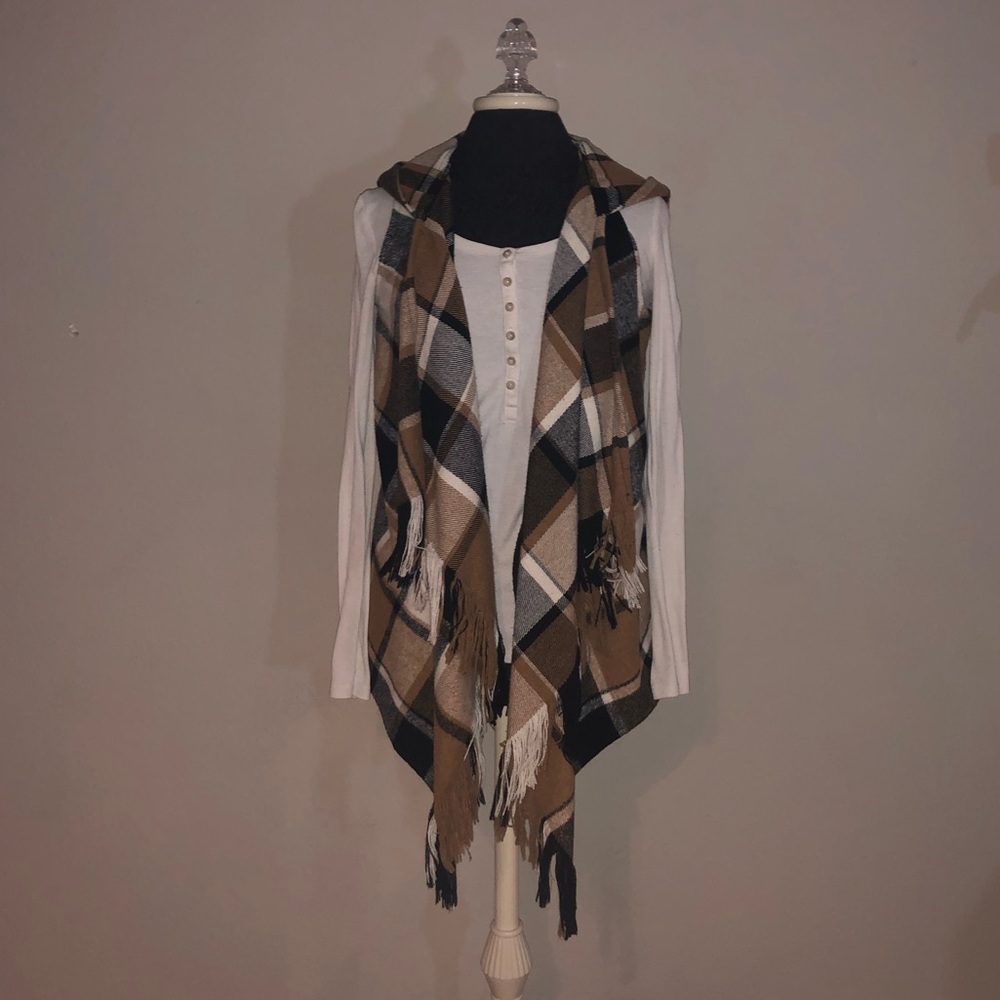 Altar’d State Plaid Sleeveless Hooded Cardigan